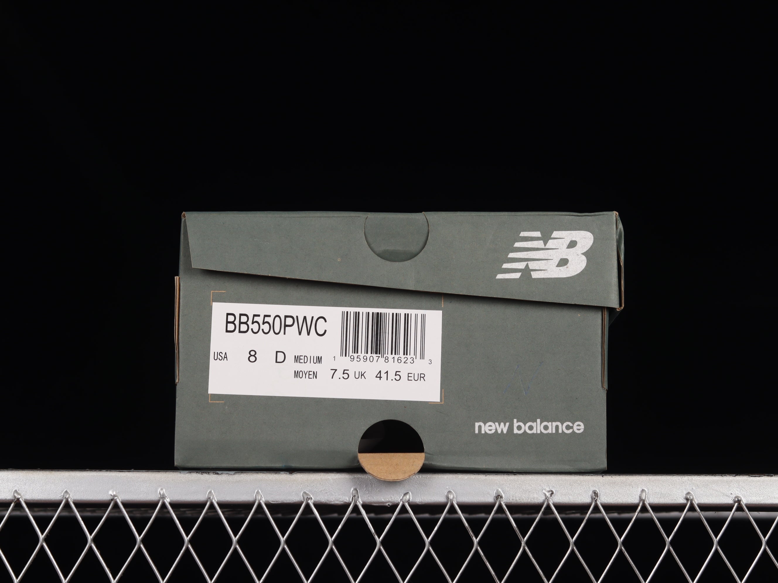 New Balance 550 Nightwatch - Green