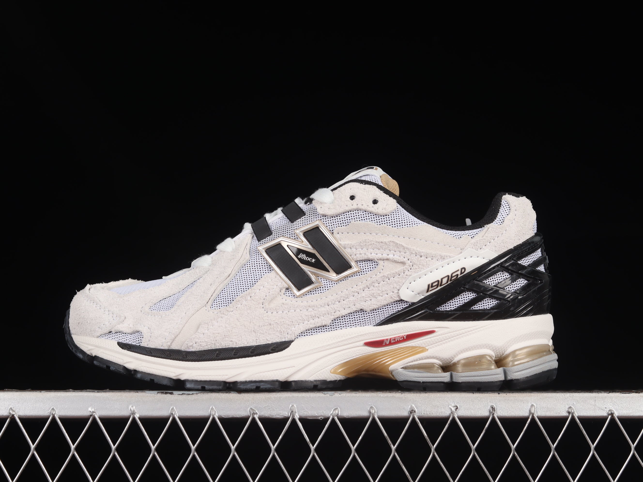 New Balance 1906 Protection Pack Reflection - White