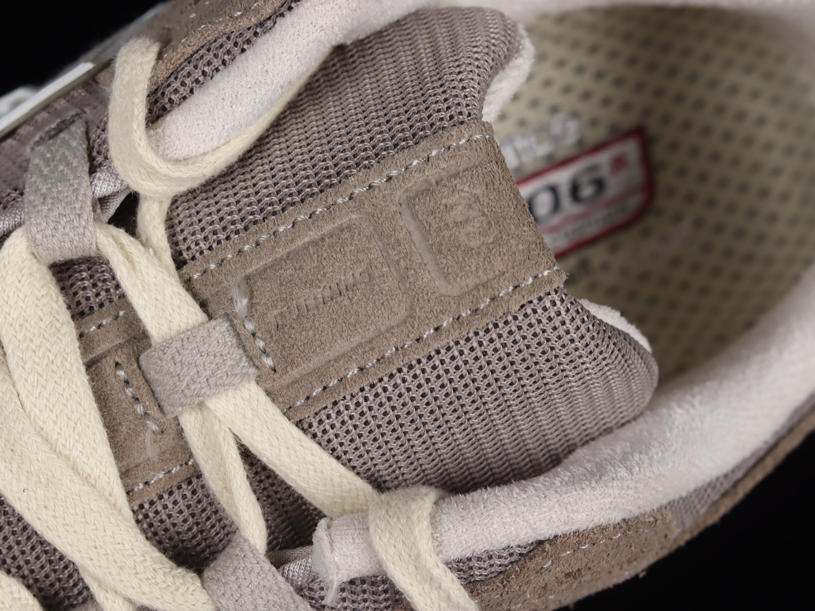 New Balance 1906R - Beige