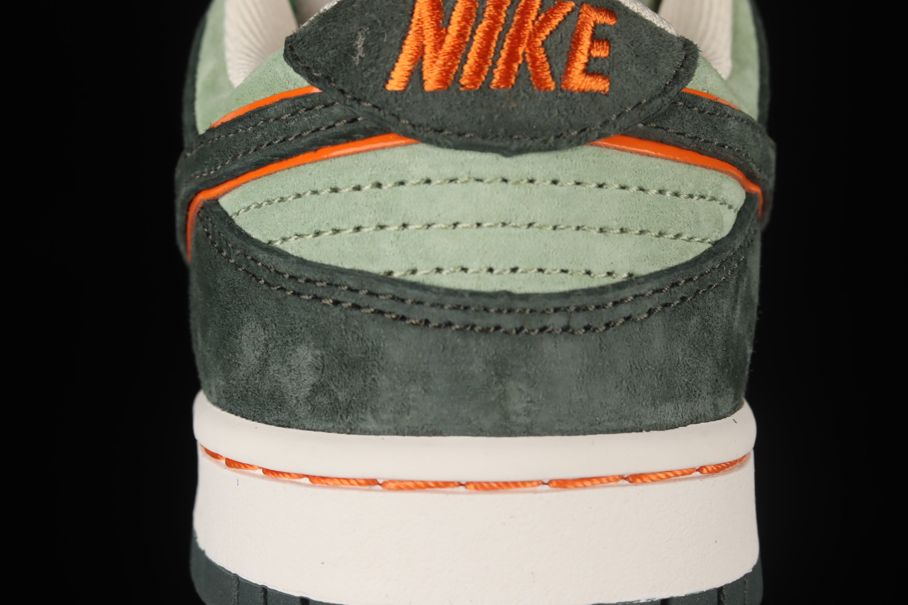 Otomo Katsuhiro x Nike SB Dunk Low Steamboy - Green/Orange