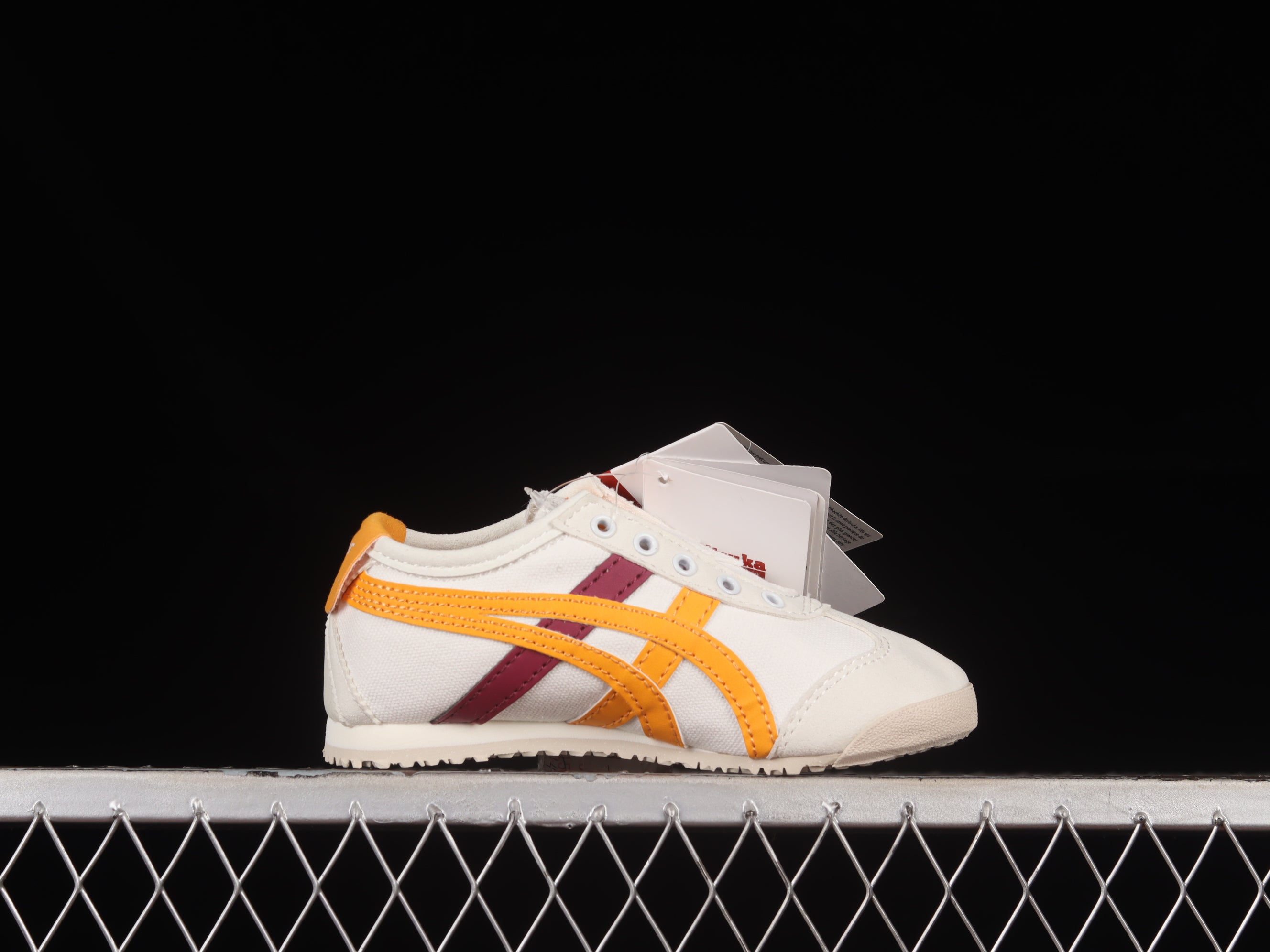 WMNS Onitsuka Tiger Mexico 66 Slip On - White Stritus