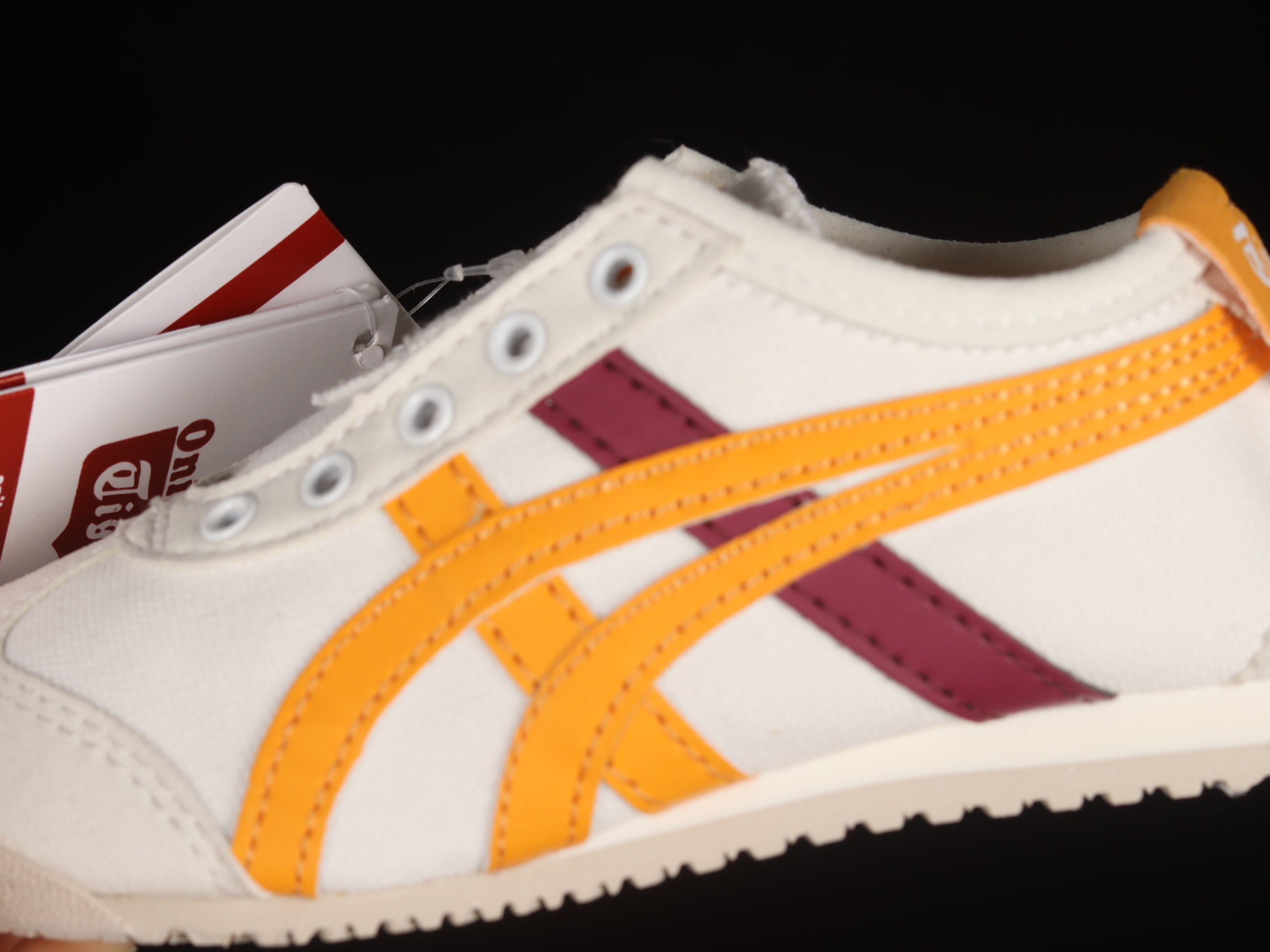 WMNS Onitsuka Tiger Mexico 66 Slip On - White Stritus