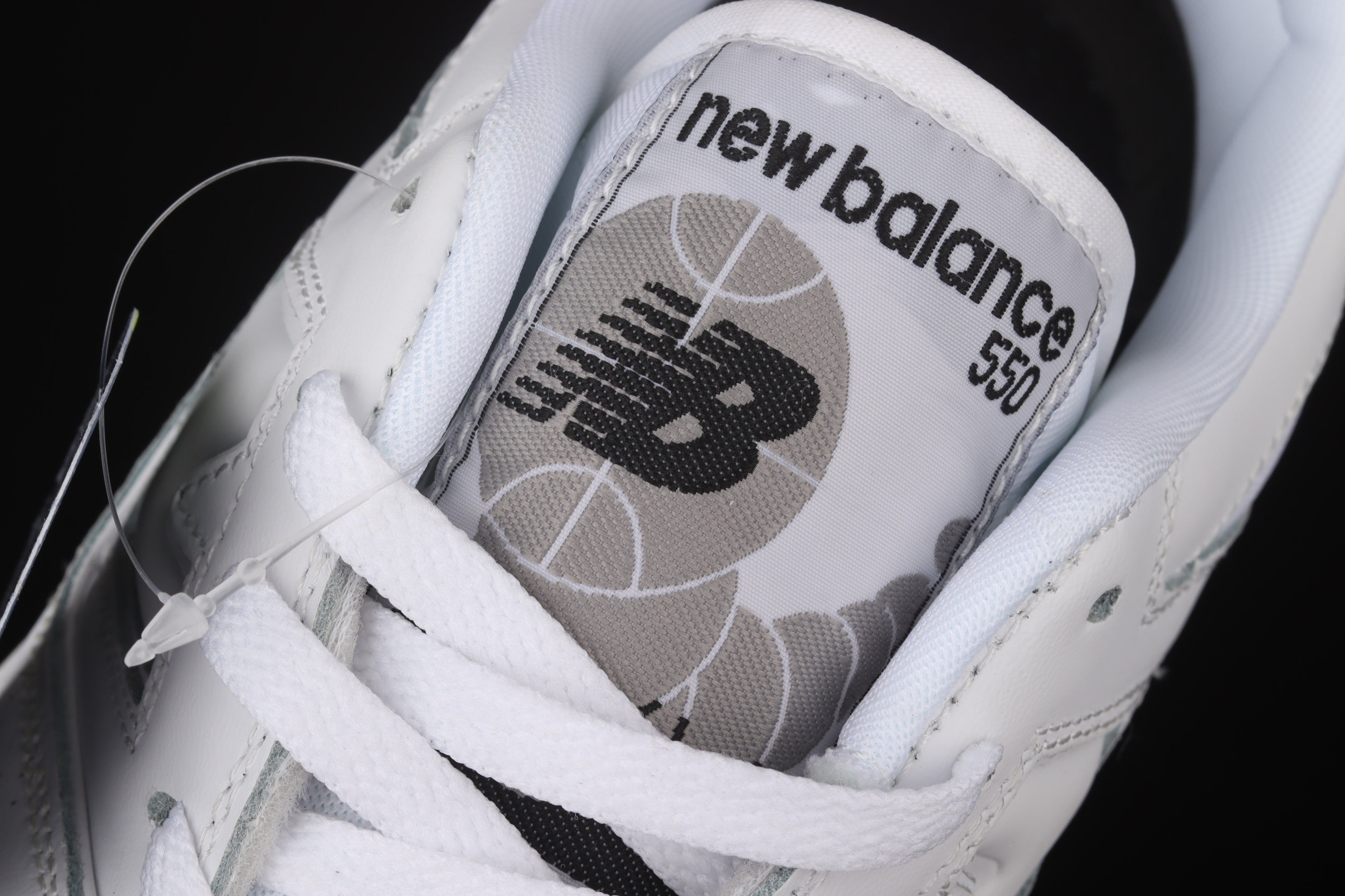 WMNS New Balance 550 - White/Grey