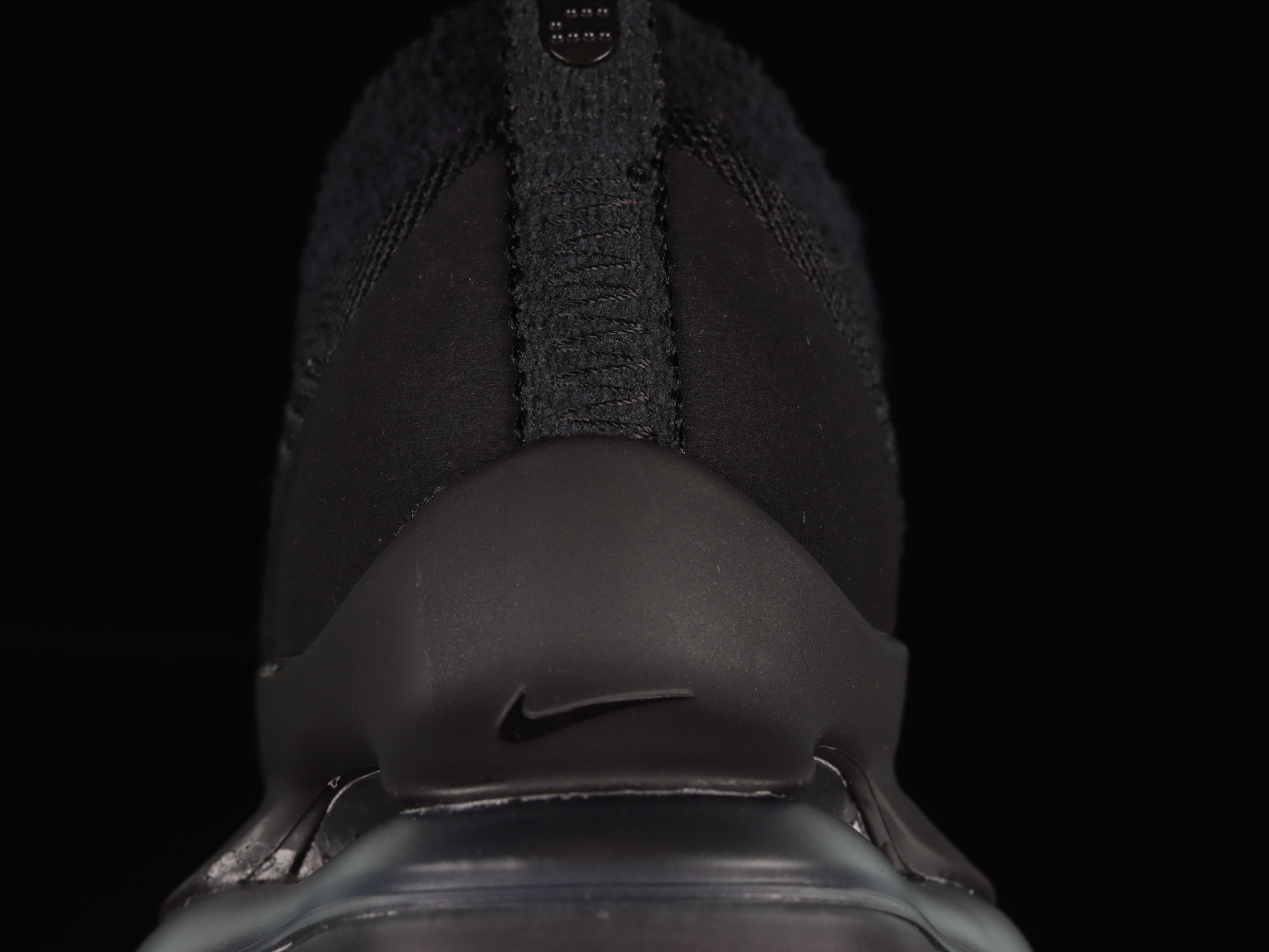 NikeWMNS Air Max Scorpion FK - Triple Black