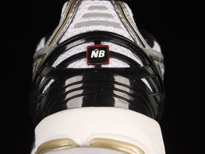 New Balance 1906R - White/Gold
