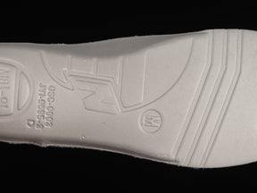 New Balance 1906R - White/Gold