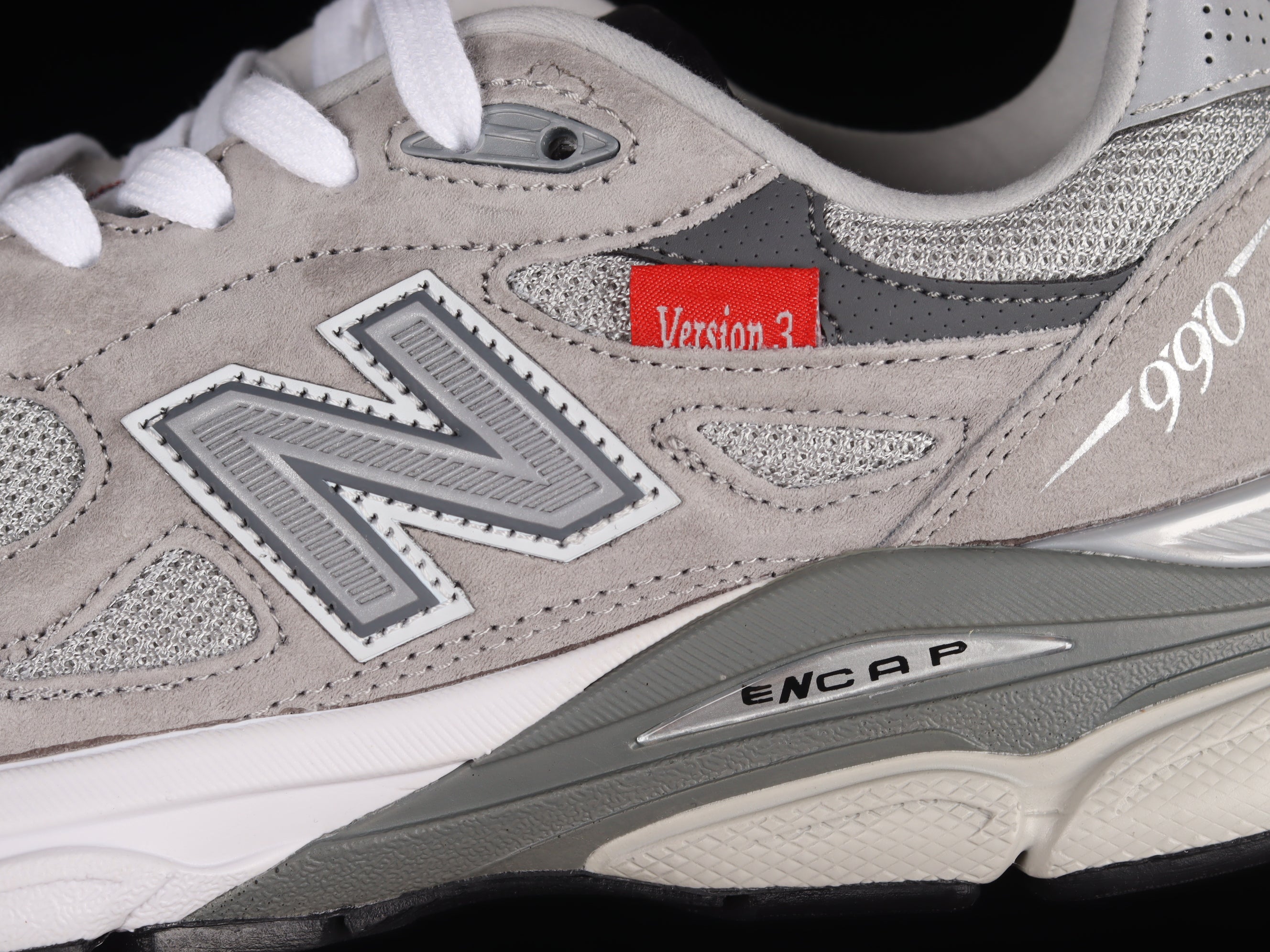 New Balance 990 V3 - Grey
