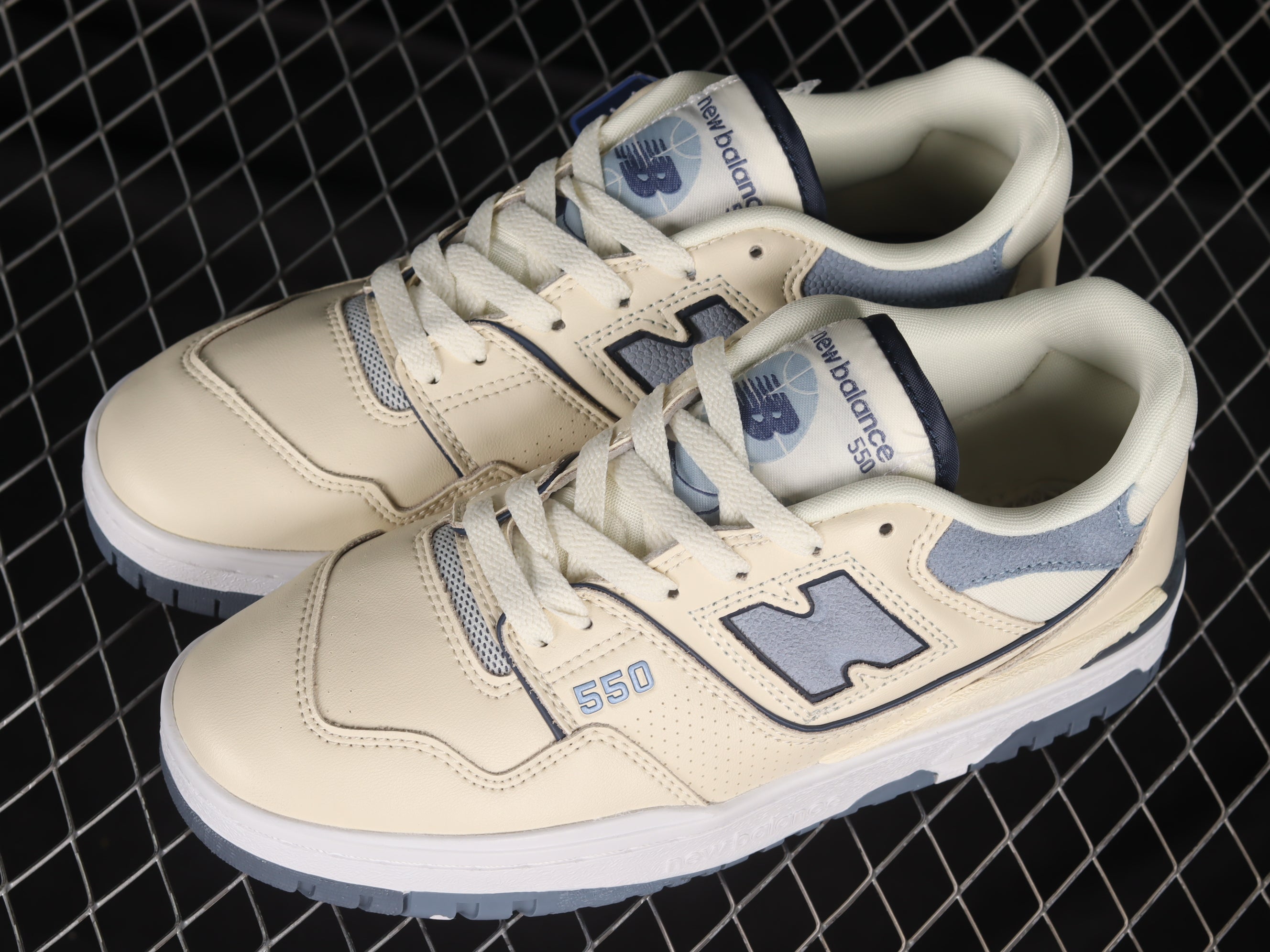 New Balance 550 Vintage - Indigo Beige