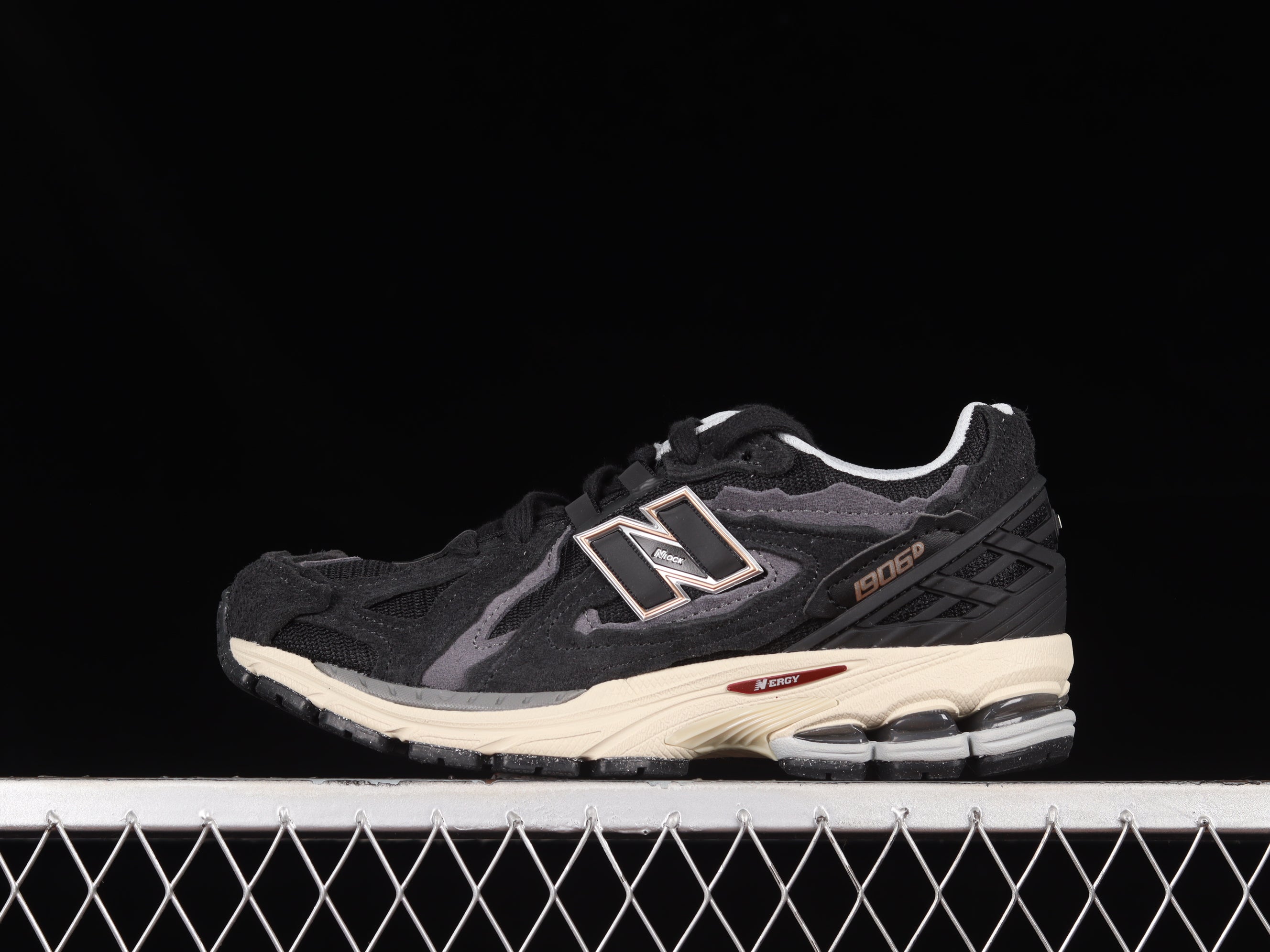 New Balance 1906 Protection Pack - Black