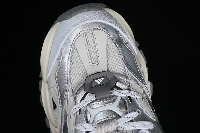 adidasUnisex XLG Runner Delux - Grey Silver White