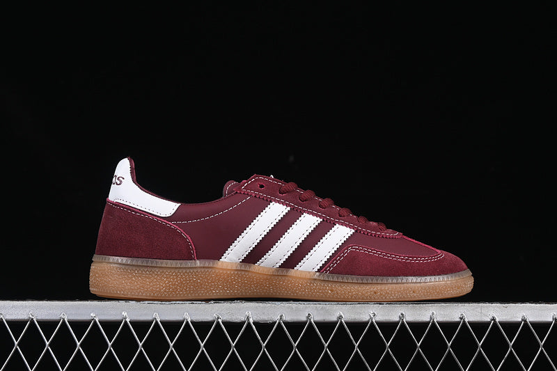 adidasUnisex Samba Spezial - Shadow Red