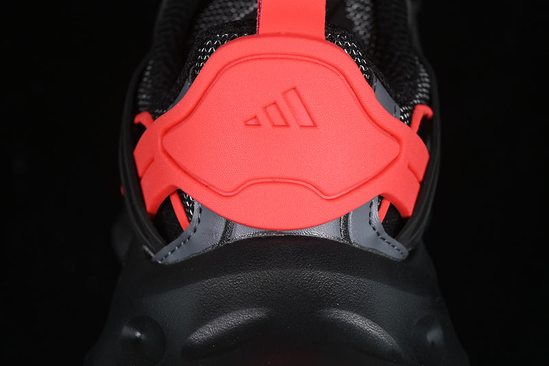 adidasUnisex XLG Runner - Black Metallic Red
