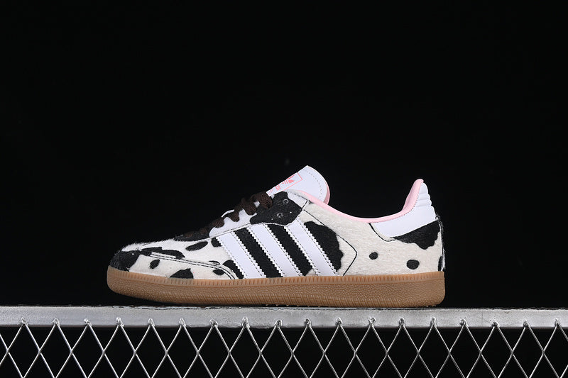 adidasUnisex Samba - Pitch