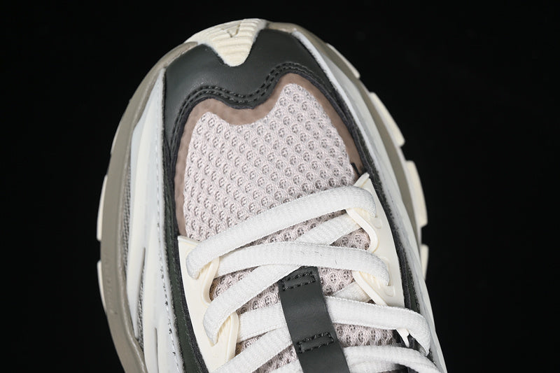 adidas XLG Metawave - Light Brown