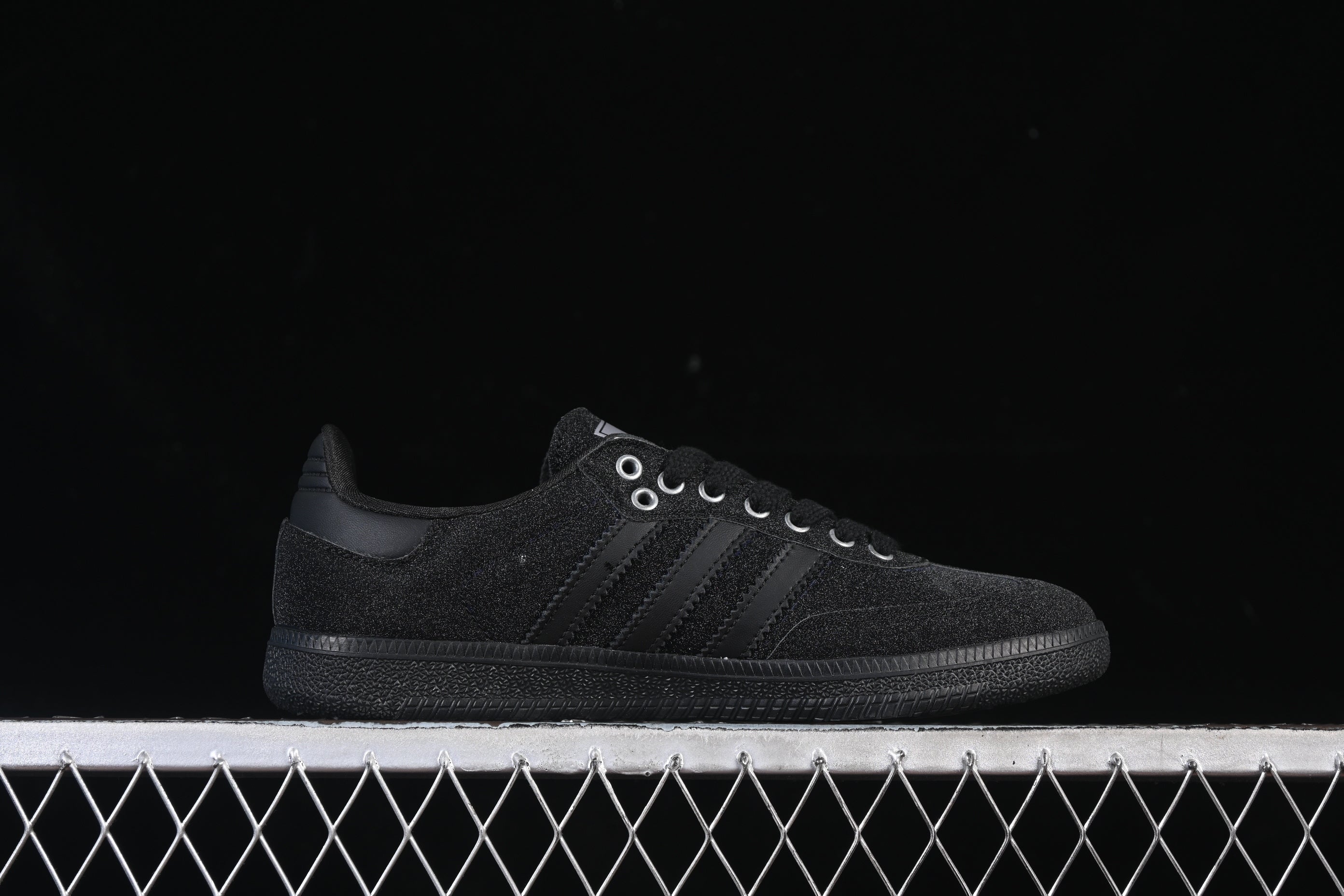 adidasUnisex Samba - Triple Black