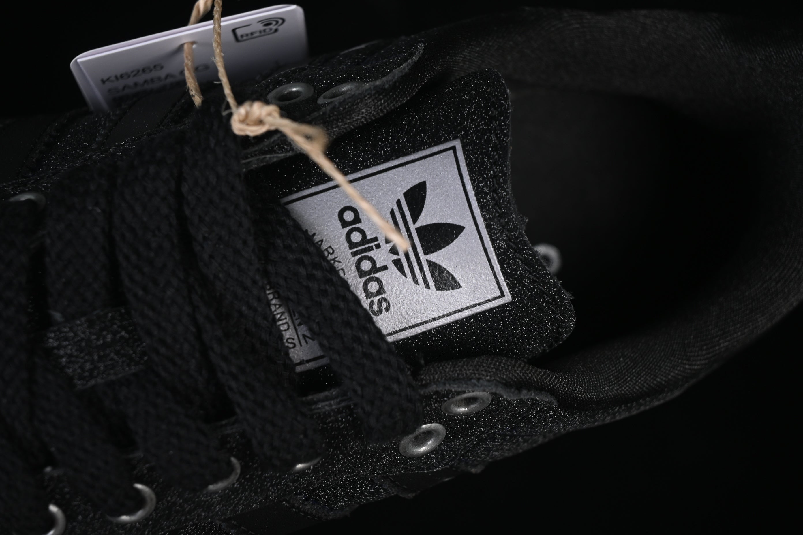 adidasUnisex Samba - Triple Black