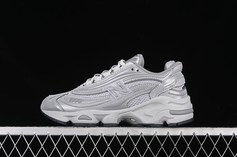 New Balance 1000 - Silver Reflective