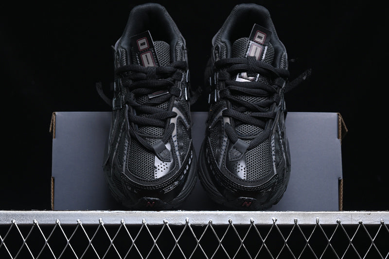 New Balance 1906A - Black
