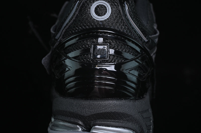 New Balance 1906A - Black