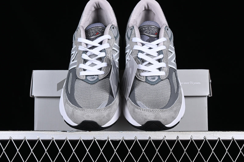 New Balence 990V6 - Grey
