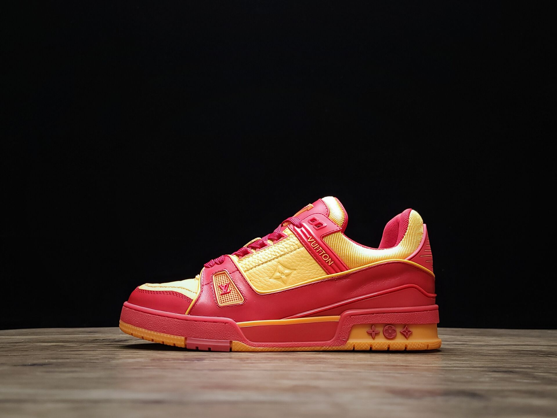 LouisVuitton Trainer - Orange/Red