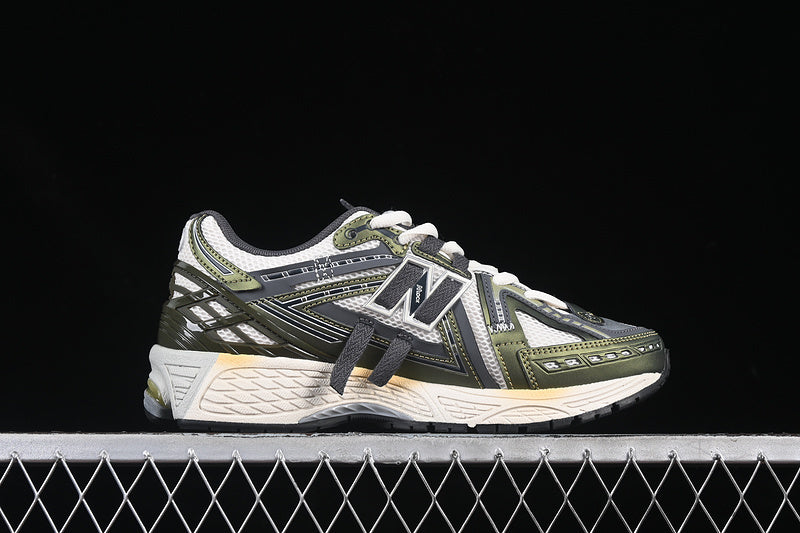 New Balance 1906A - Olive Sea Salt