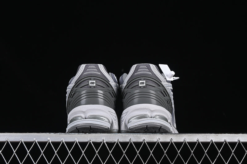 New Balance 1906R - Lunar New Year