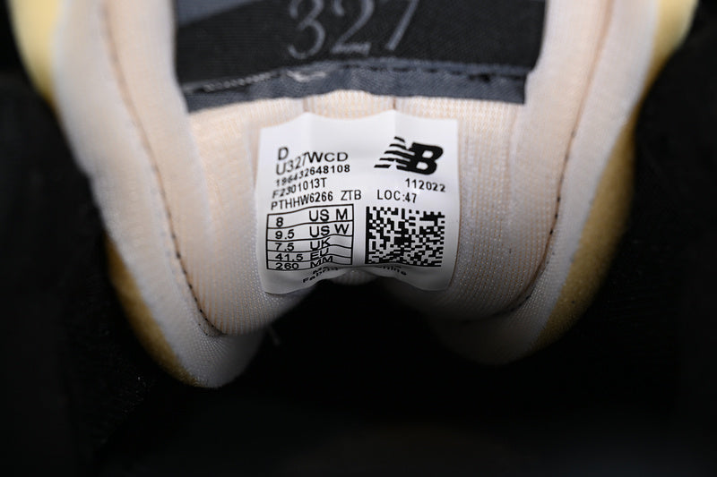 New Balance 327 - Phantom Black
