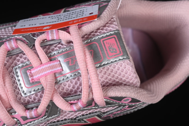 New Balance 740 - Pink Vacation