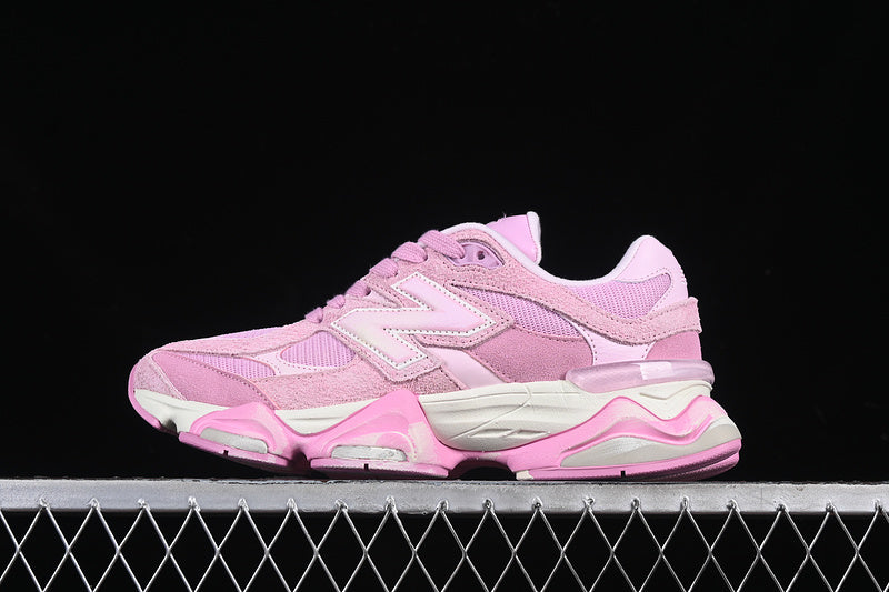 New Balance 9060 - Pink