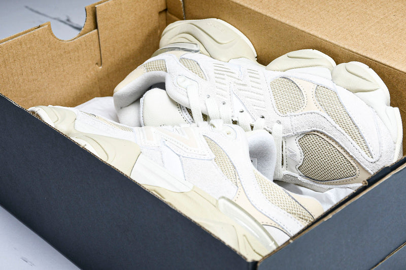 New Balance 9060 - Beige/White