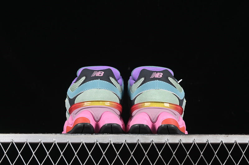 New Balance 9060 - Warped