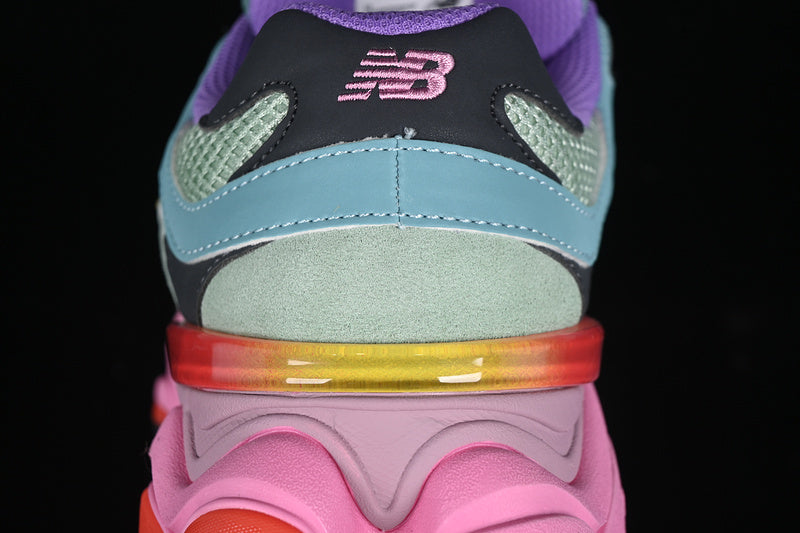 New Balance 9060 - Warped