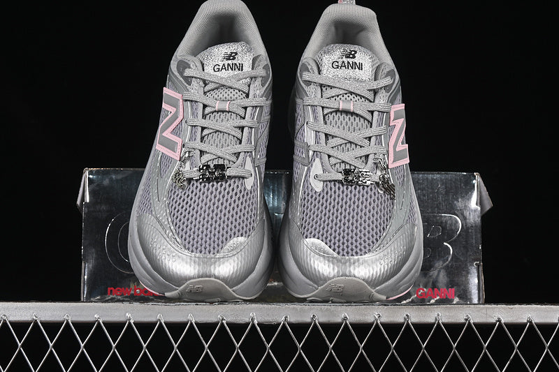 New Balance Fresh Foam Trainer - Silver Metallic