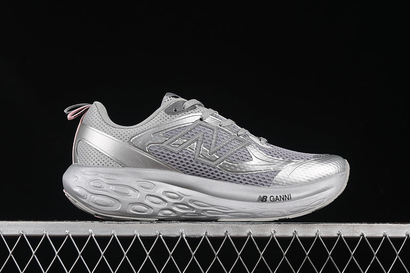 New Balance Fresh Foam Trainer - Silver Metallic