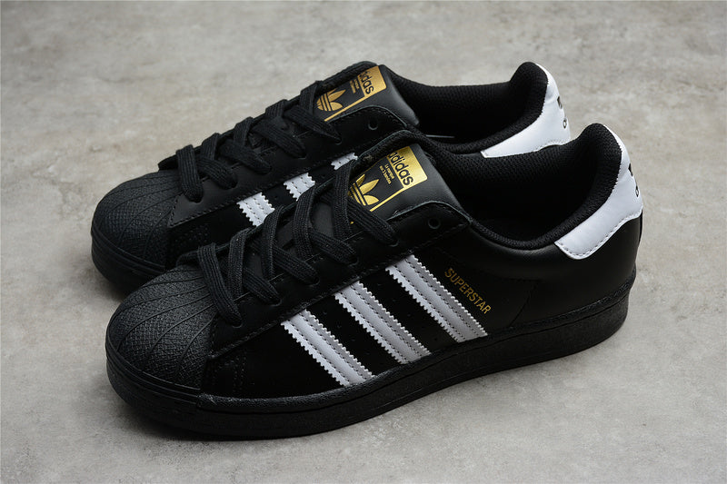 adidasMens Superstar - Core Black/Cloud White/Gold