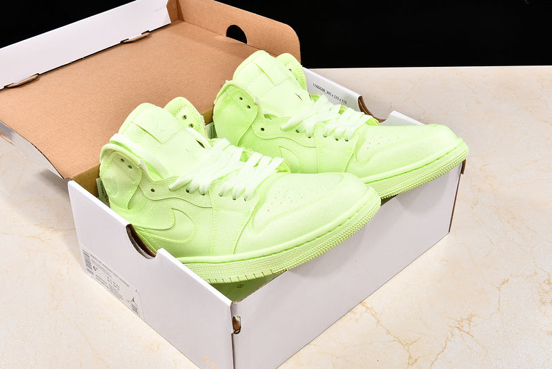 Air jordan 1 high barely sale volt