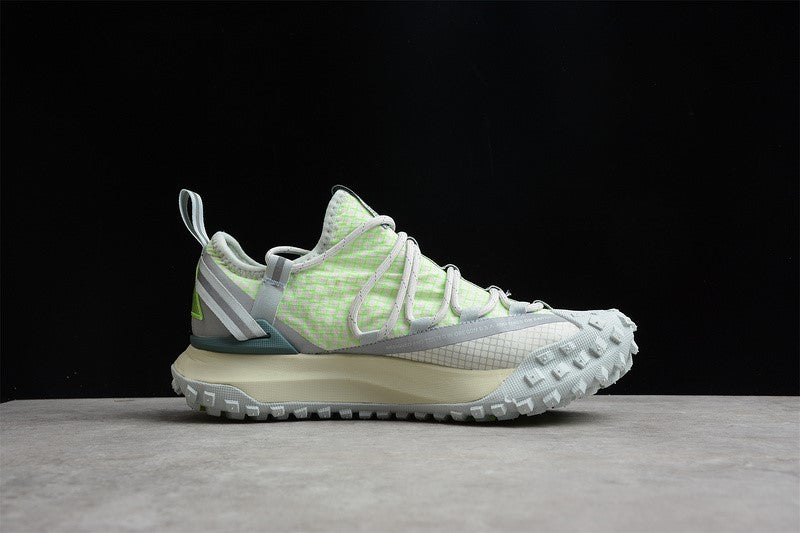 NikeMens ACG Mountain Fly Low - Sea Glass