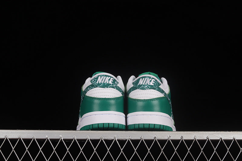 NikeMens Sb dunk - Paisley Green
