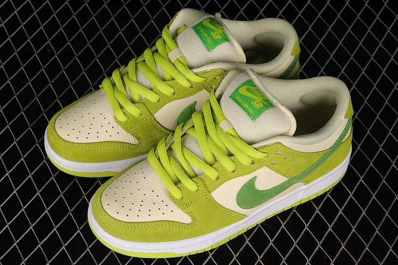 NikeMens SB Dunk Low - Green Apple