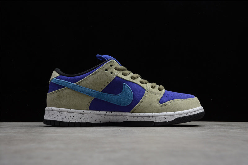 NikeMens SB Dunk Low - ACG Celadon