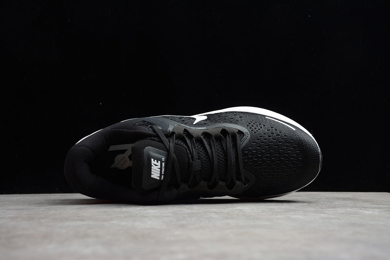 NikeMens Air Zoom Structure 23 - Black/White