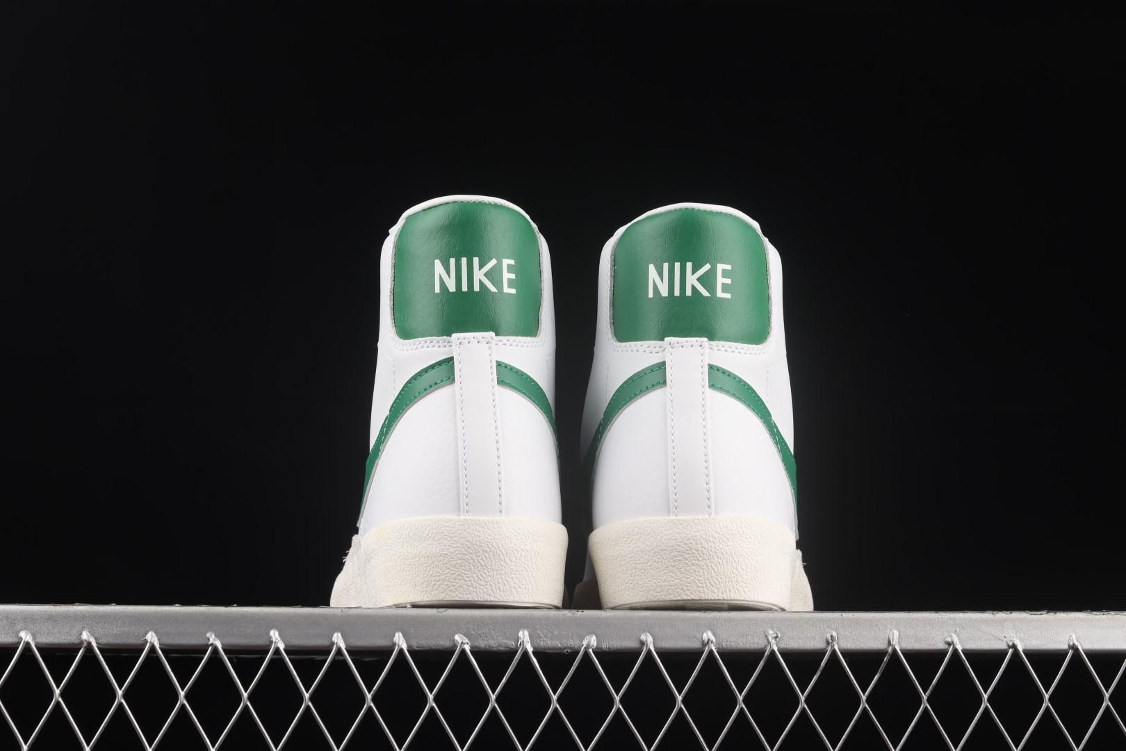 NikeMens Blazer Mid 77 Vintage - Pine Green