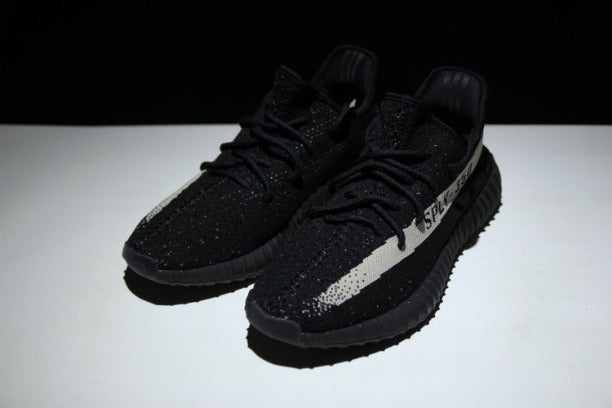 adidasOriginals YEEZY Boost 350 - Oreo