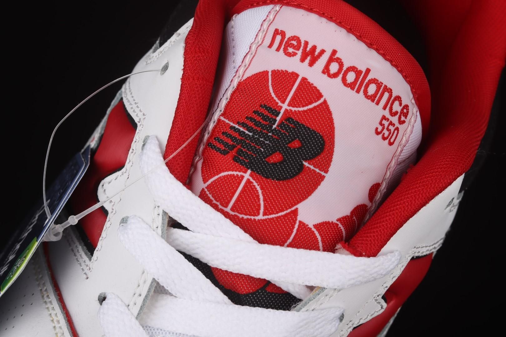 New Balance 550 - White/Red