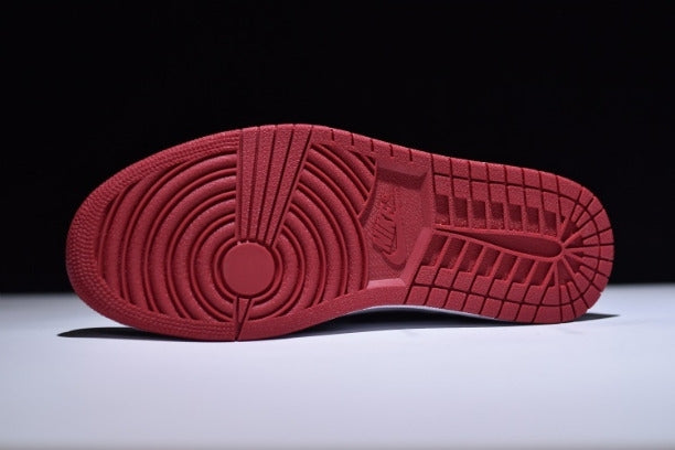 NikeMen's Air Jordan 1 AJ1 High The Return Basketball Shoe - Black Toe