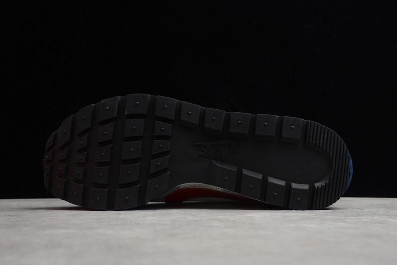 NikeMens x Sacai VaporWaffle - Royal Fuchsia