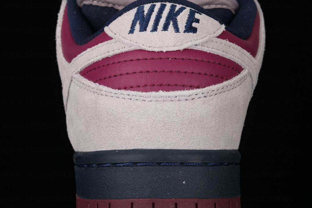 NikeSB Dunk Low - True Berry