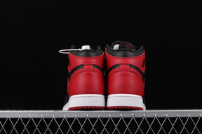 WMNS Air Jordan 1 AJ1 Retro - Banned