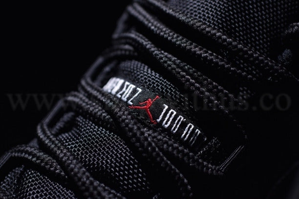 Air Jordan 11 (XI) AJ11 - Bred (2019)